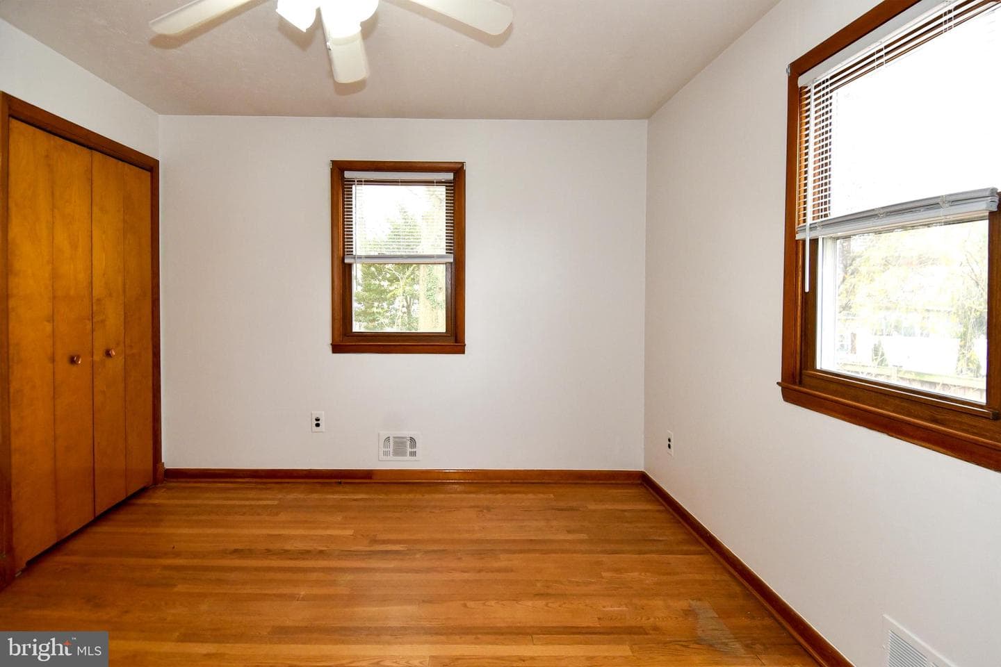 500 Dogwood Drive photo 24