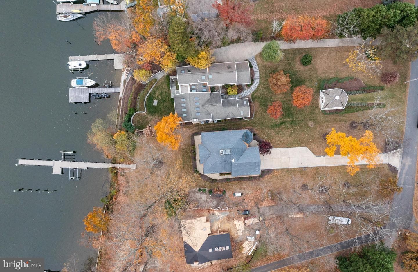 530 Edgewater Road photo 34