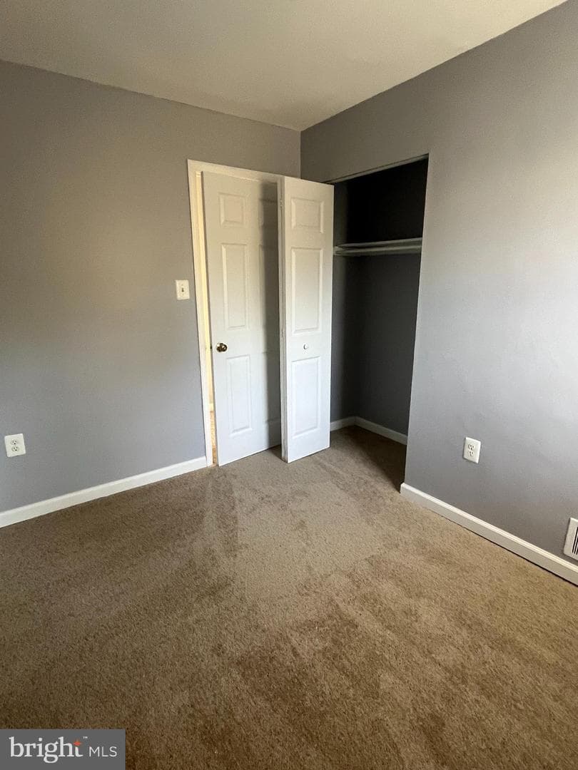 8219 Coatsbridge Court photo 10