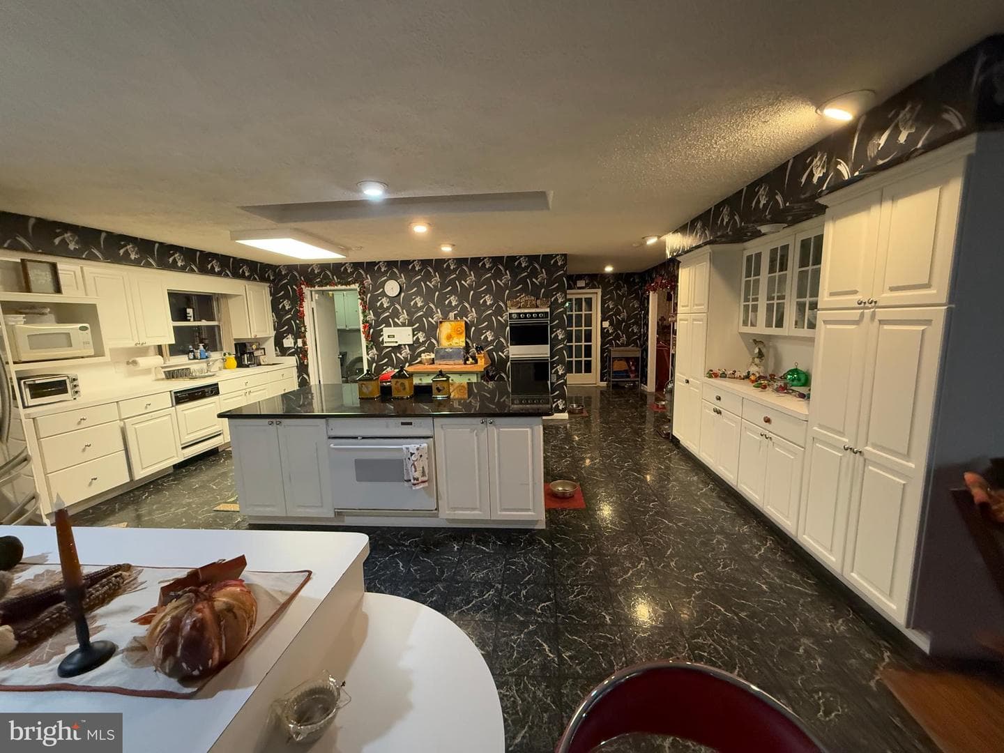 545 Donaldson Avenue photo 8