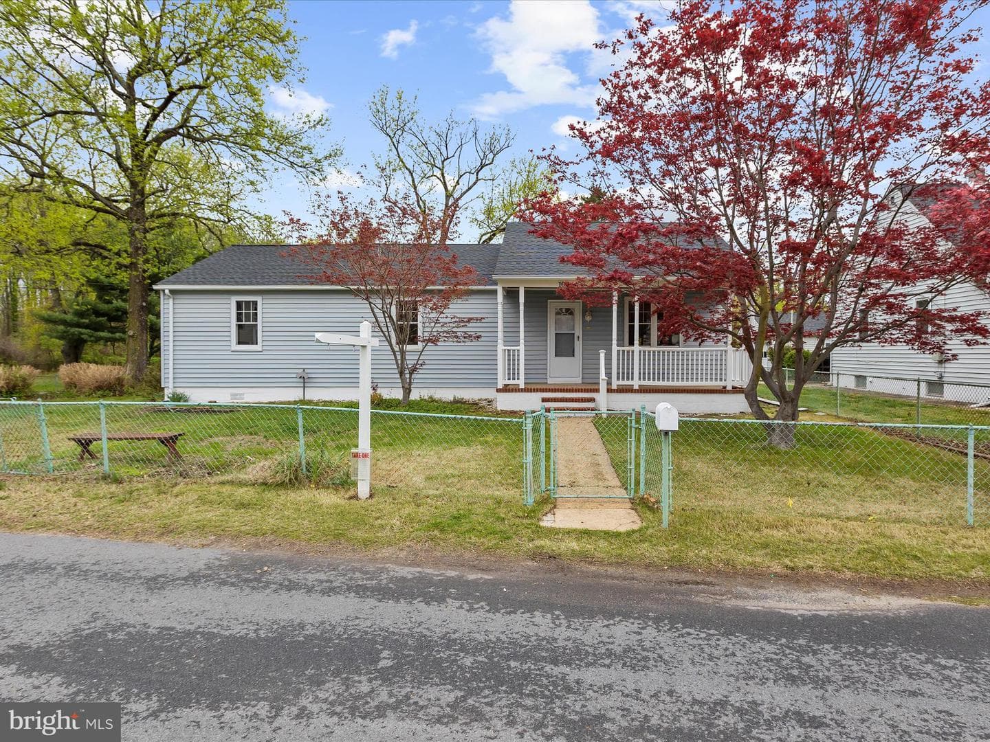 100 Sycamore Road photo 2