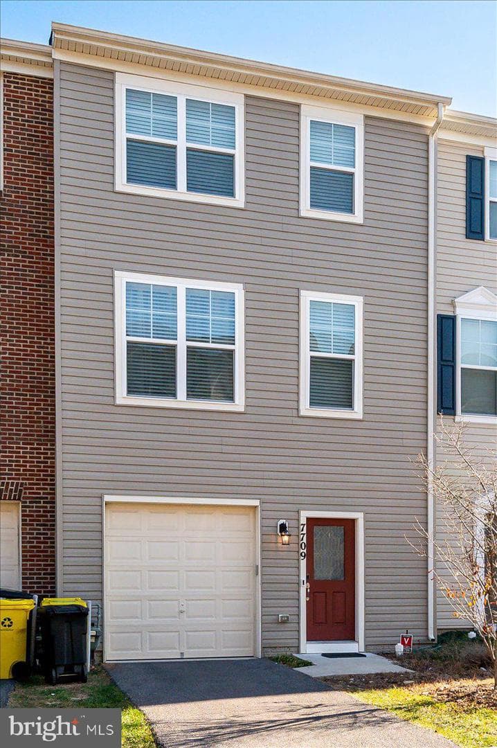 7709 Allen Wood Court photo 2