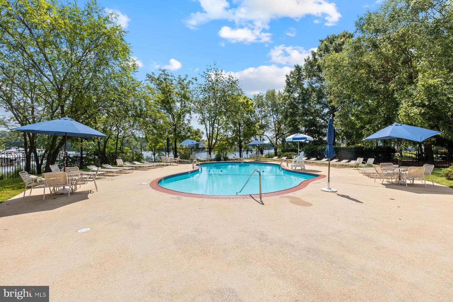 370 S River Landing Road #370 photo 44