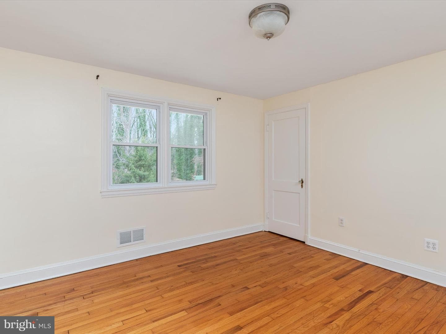 10 Brice Road photo 29