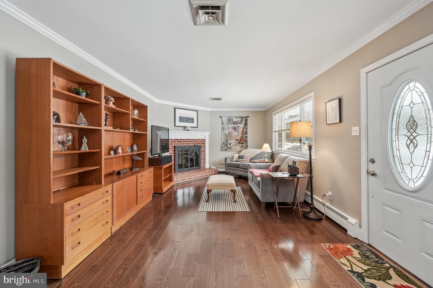 858 Stevenson Road photo 11
