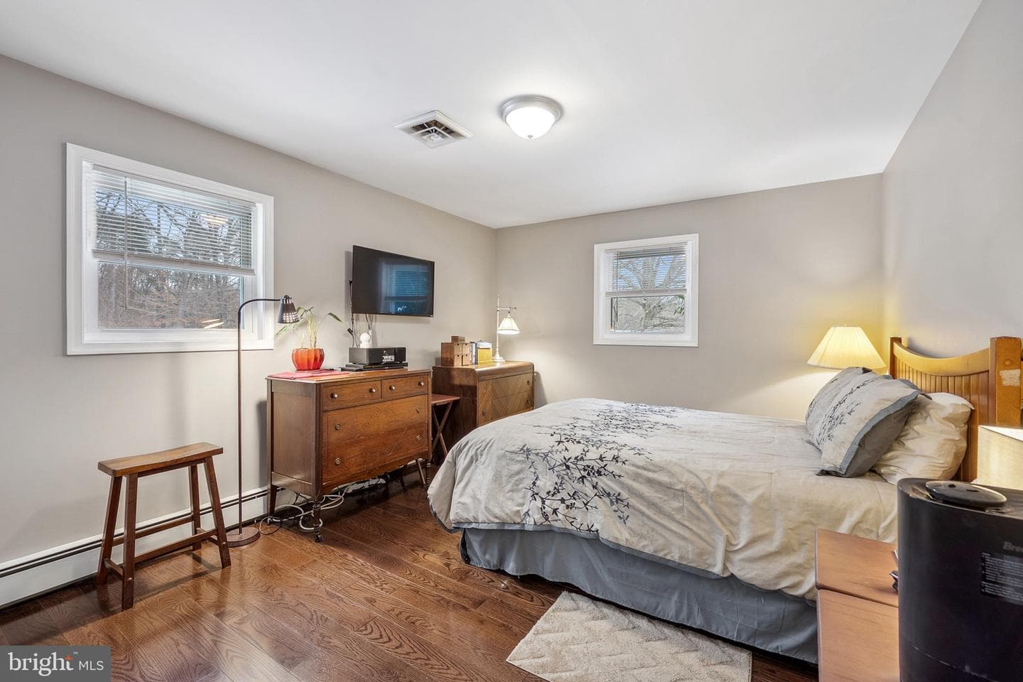 858 Stevenson Road photo 23