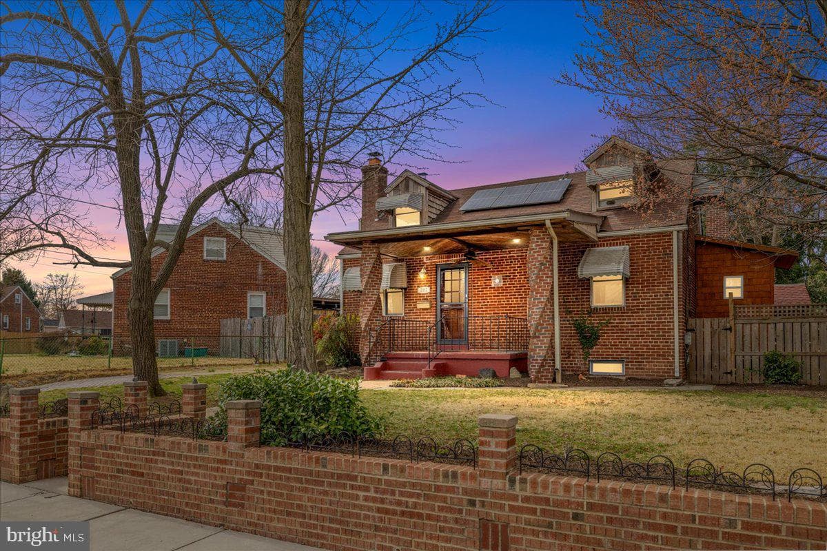 202 Kent Road photo 1