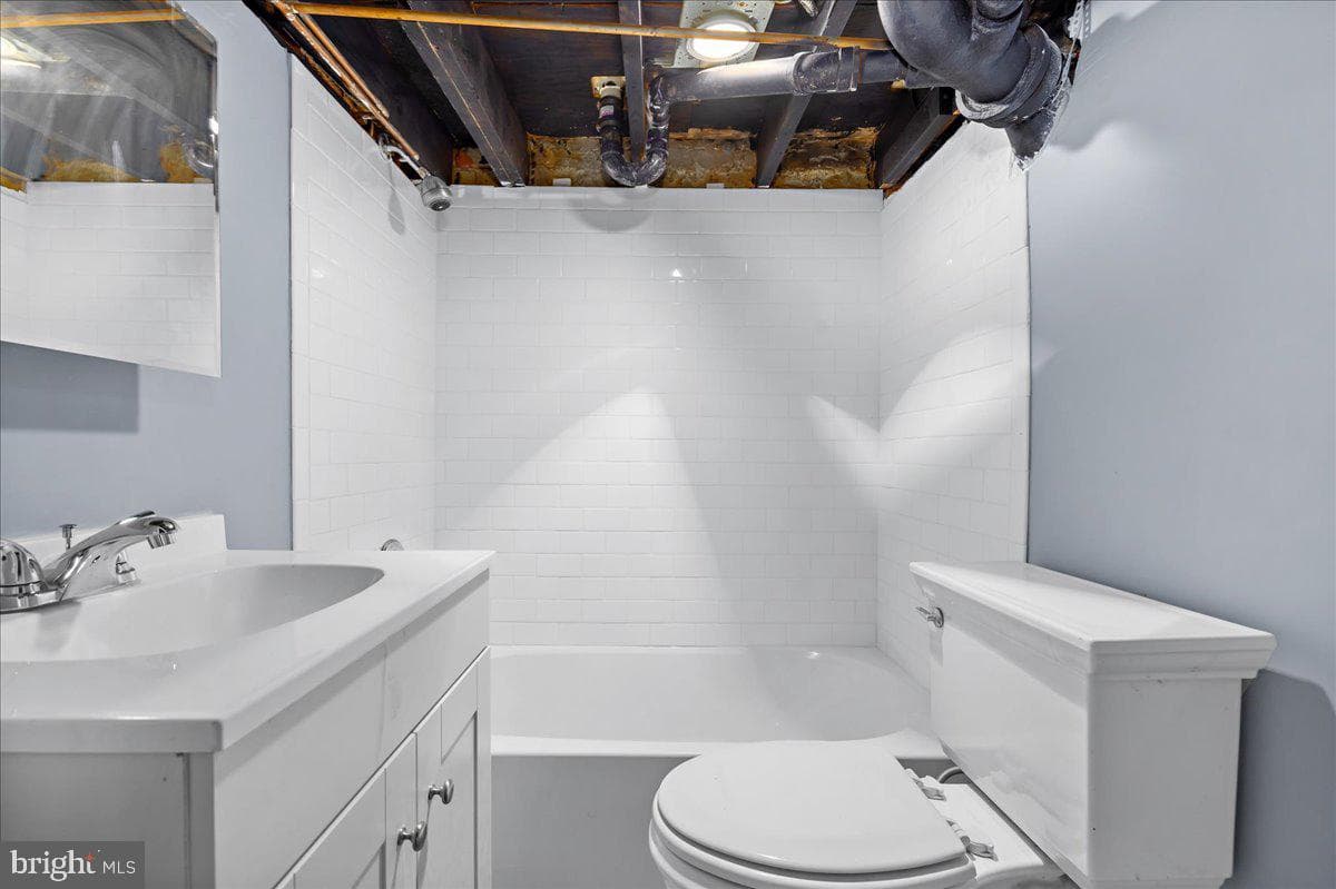 202 Kent Road photo 22