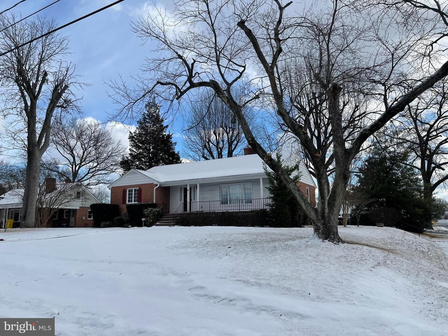 200 Phelps Avenue photo 25