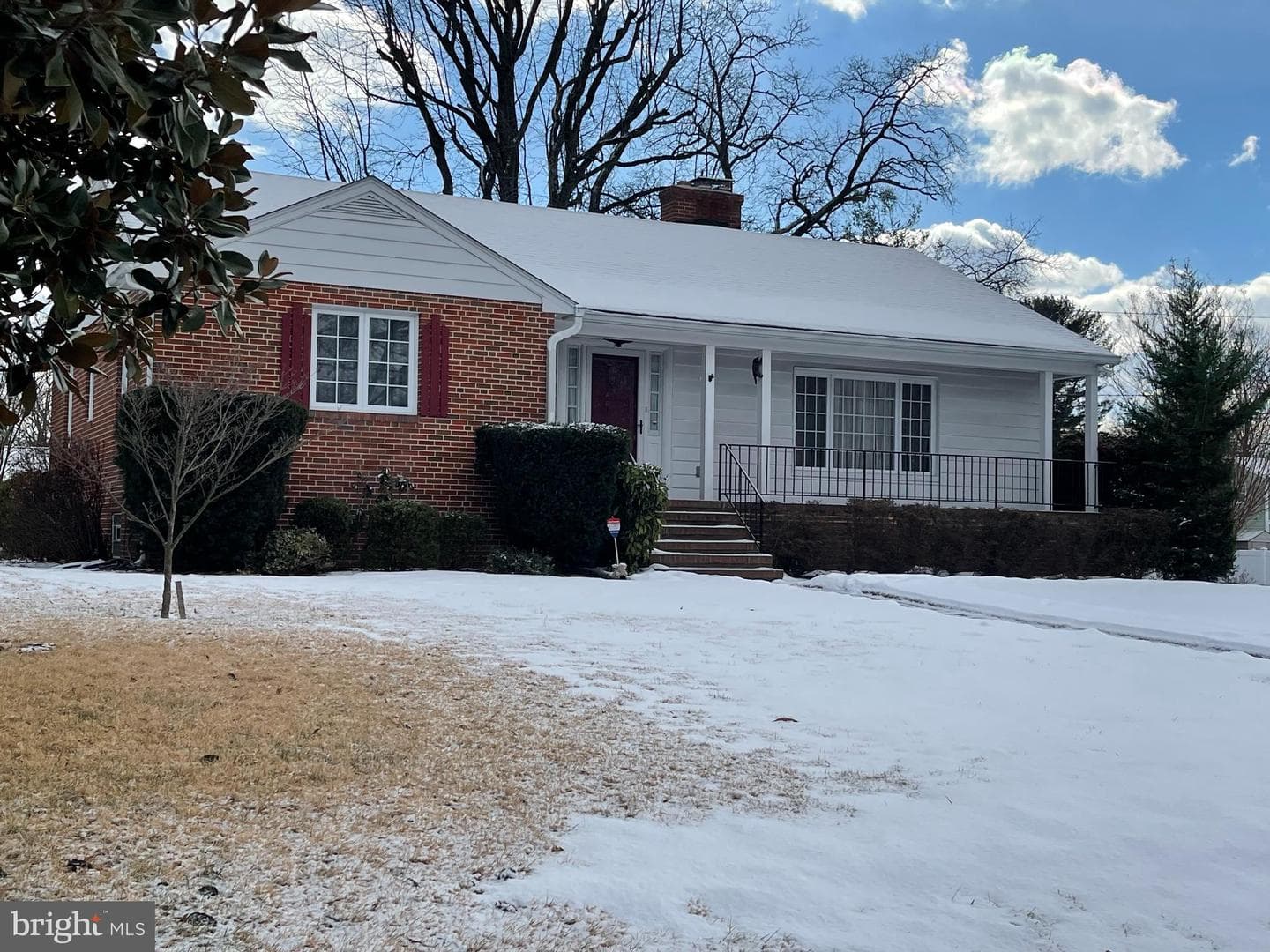 200 Phelps Avenue photo 27
