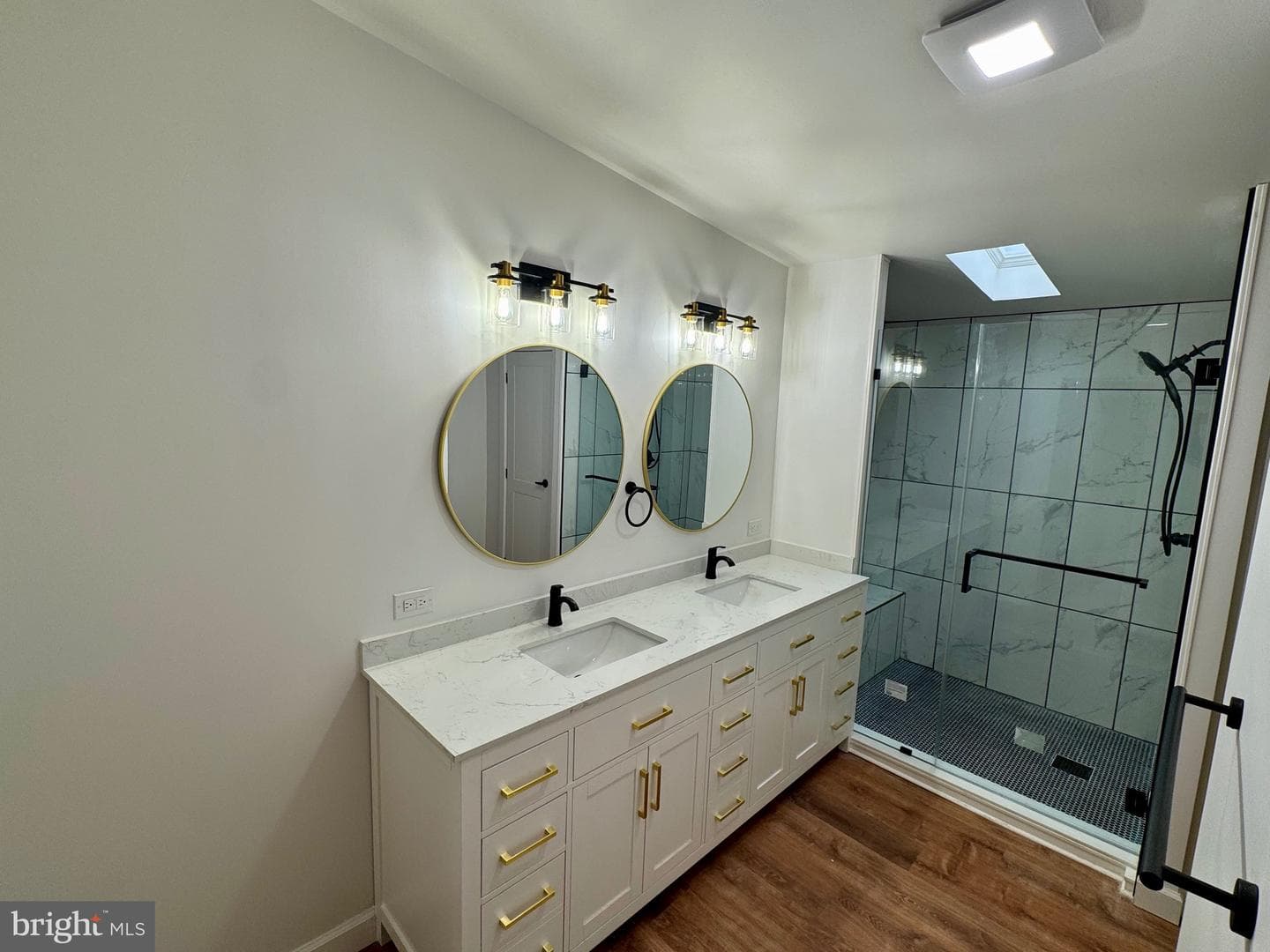 8051 Fair Breeze Drive photo 3