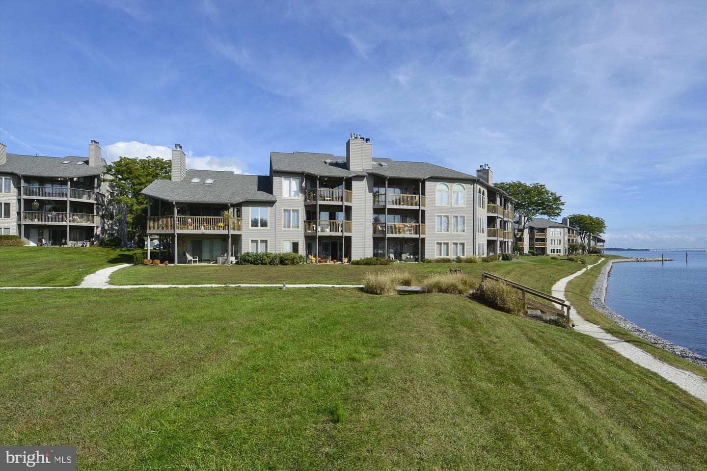 7028 Channel Village Court #101 photo 36
