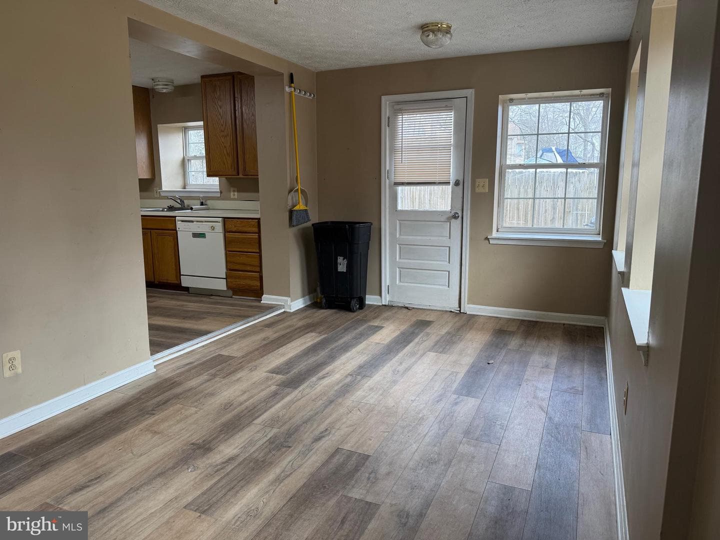 1395 Rainbow Drive photo 12