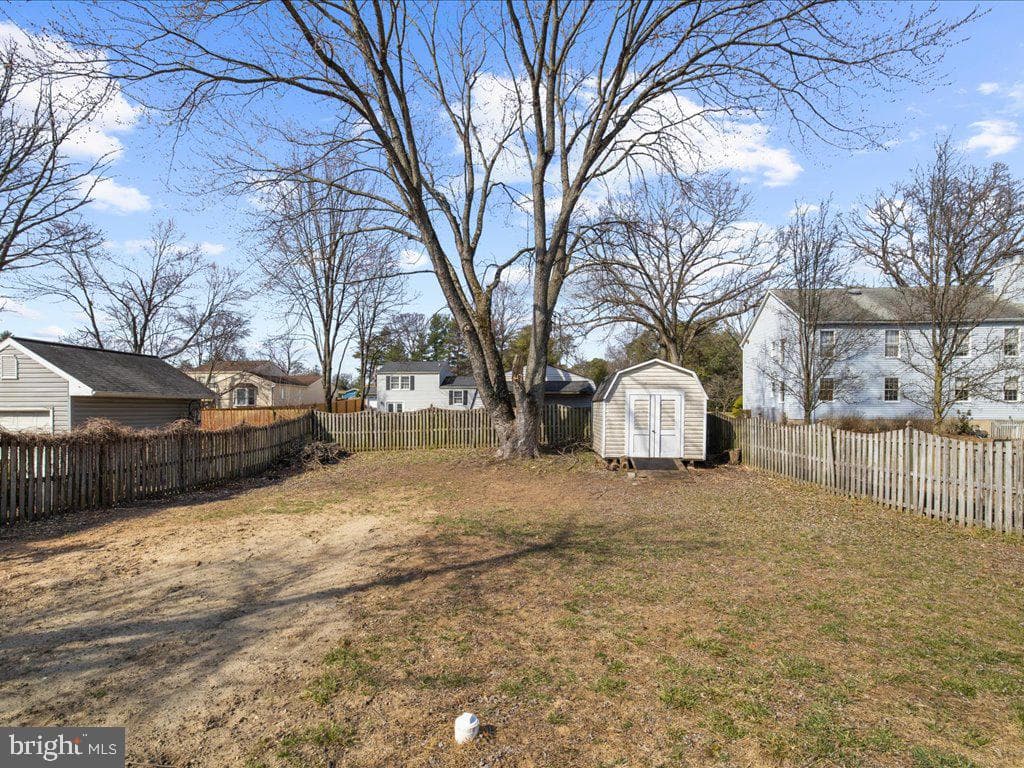 7806 Walnut Tree Road photo 21