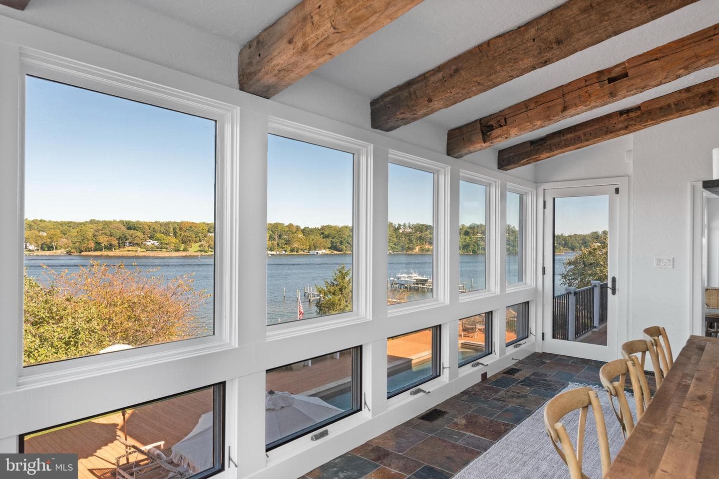 803 Coachway photo 29
