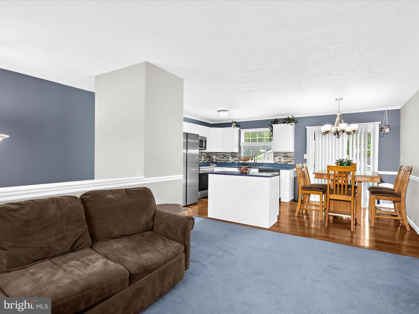 321 Alexis Drive photo 5