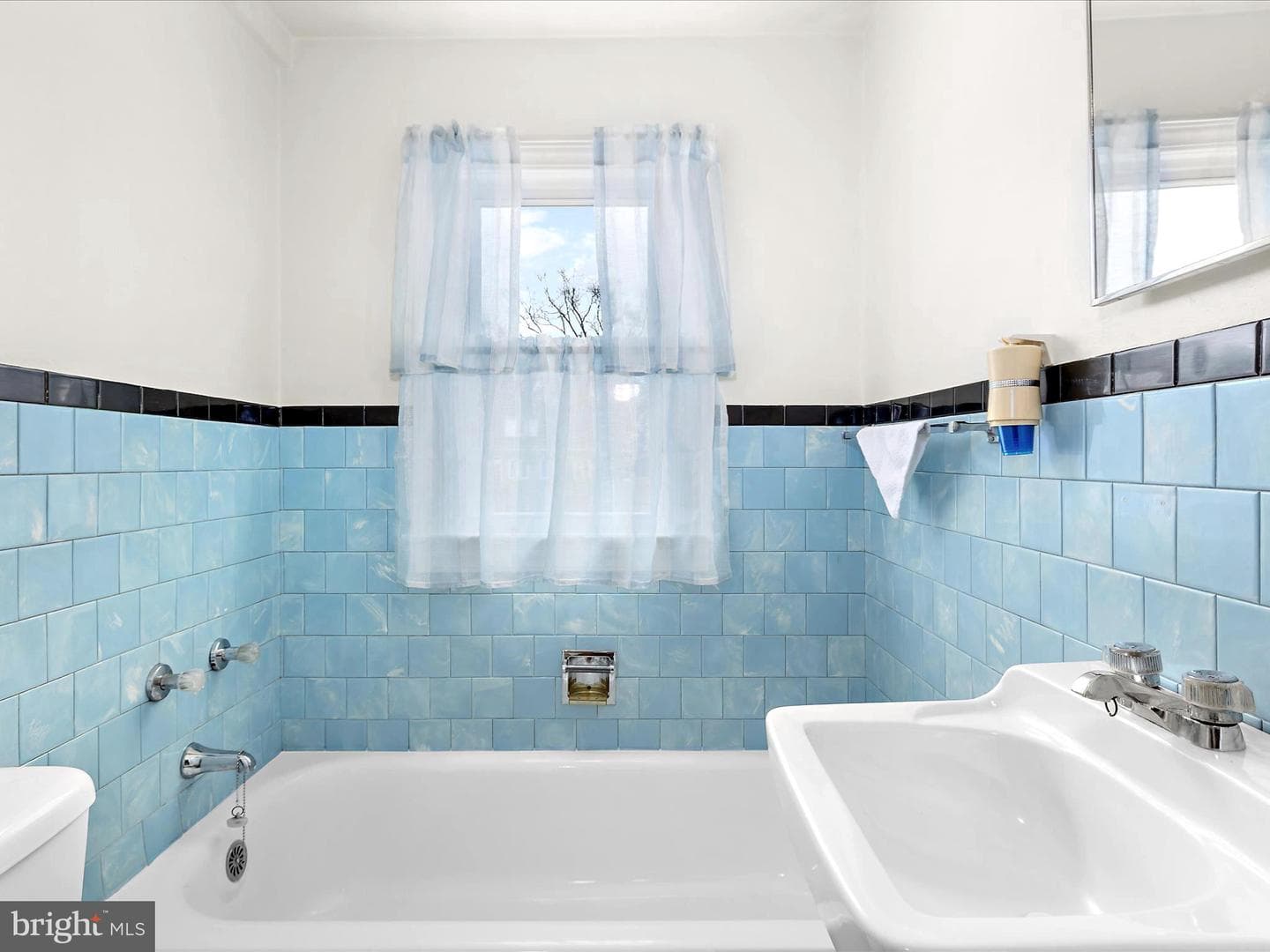 13 Greenwood Avenue photo 32