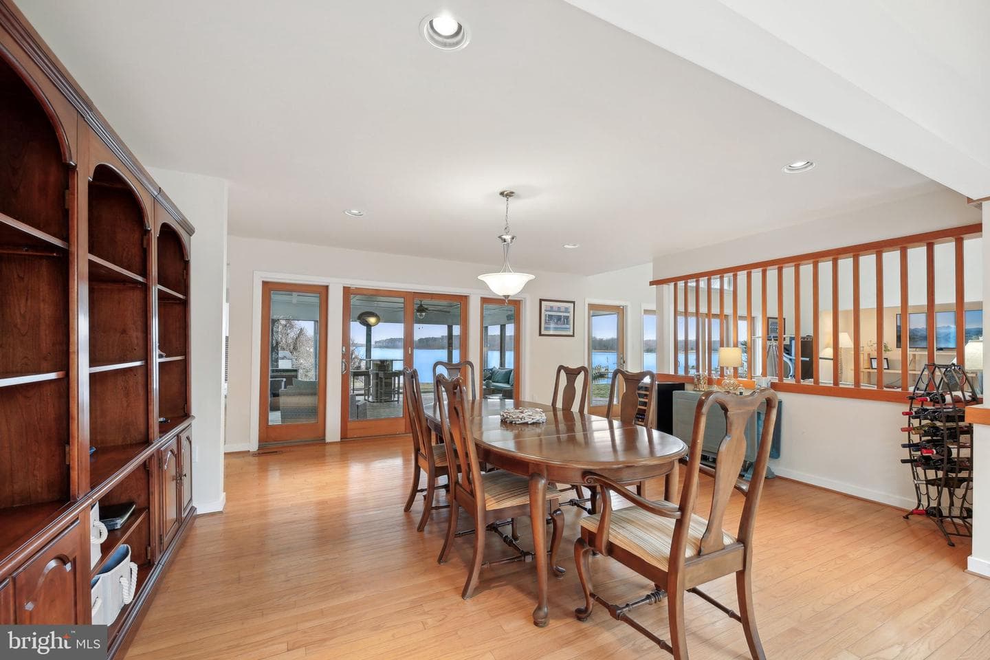 1601 Cliff Drive photo 32