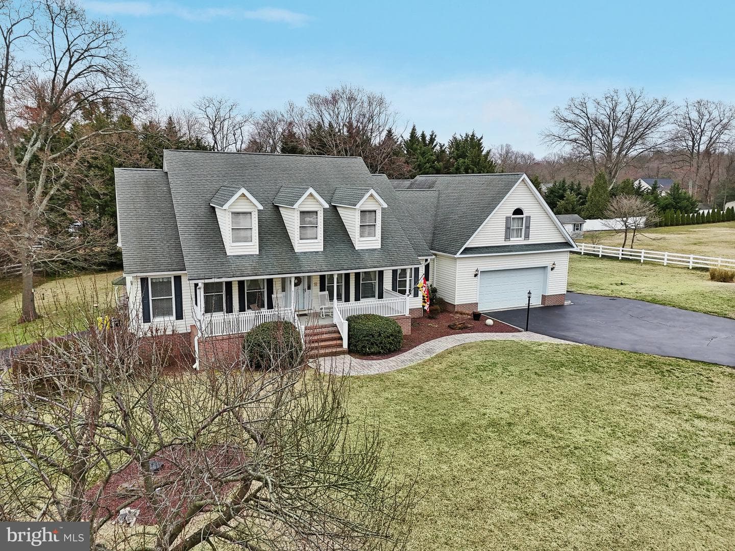 7637 Jeannine Avenue photo 2