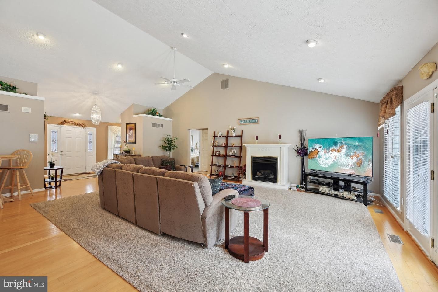 7637 Jeannine Avenue photo 24