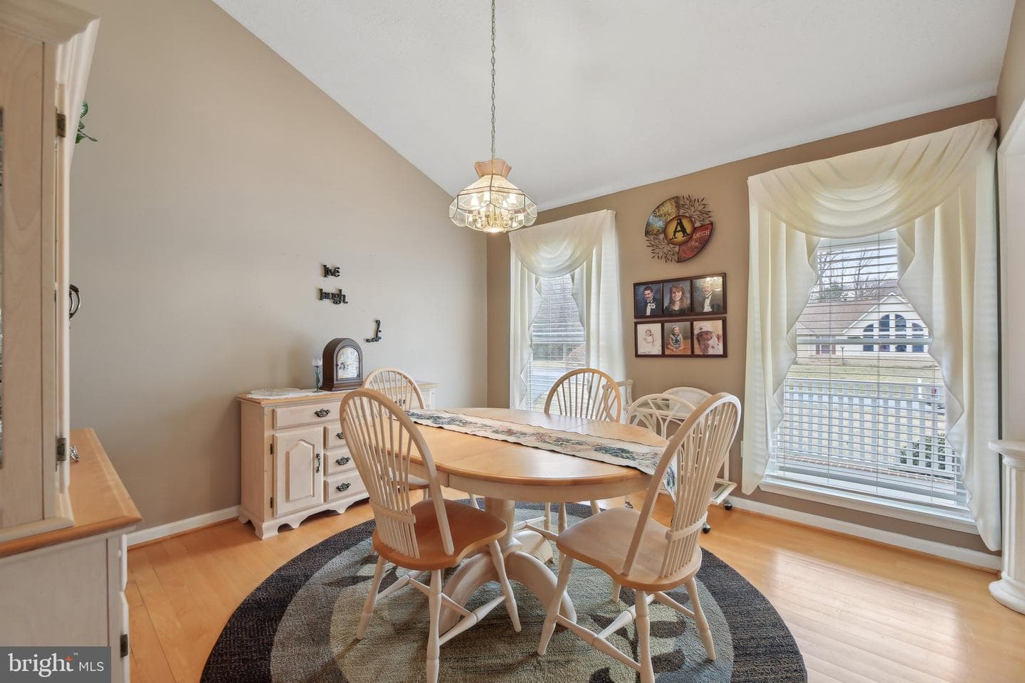 7637 Jeannine Avenue photo 34