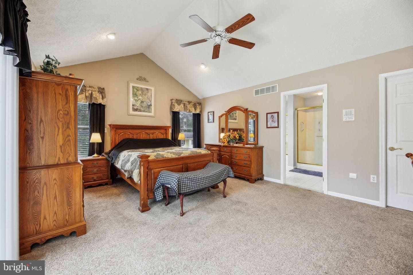 7637 Jeannine Avenue photo 36