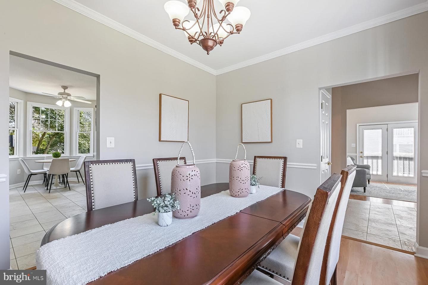 792 Parkwood Avenue photo 9