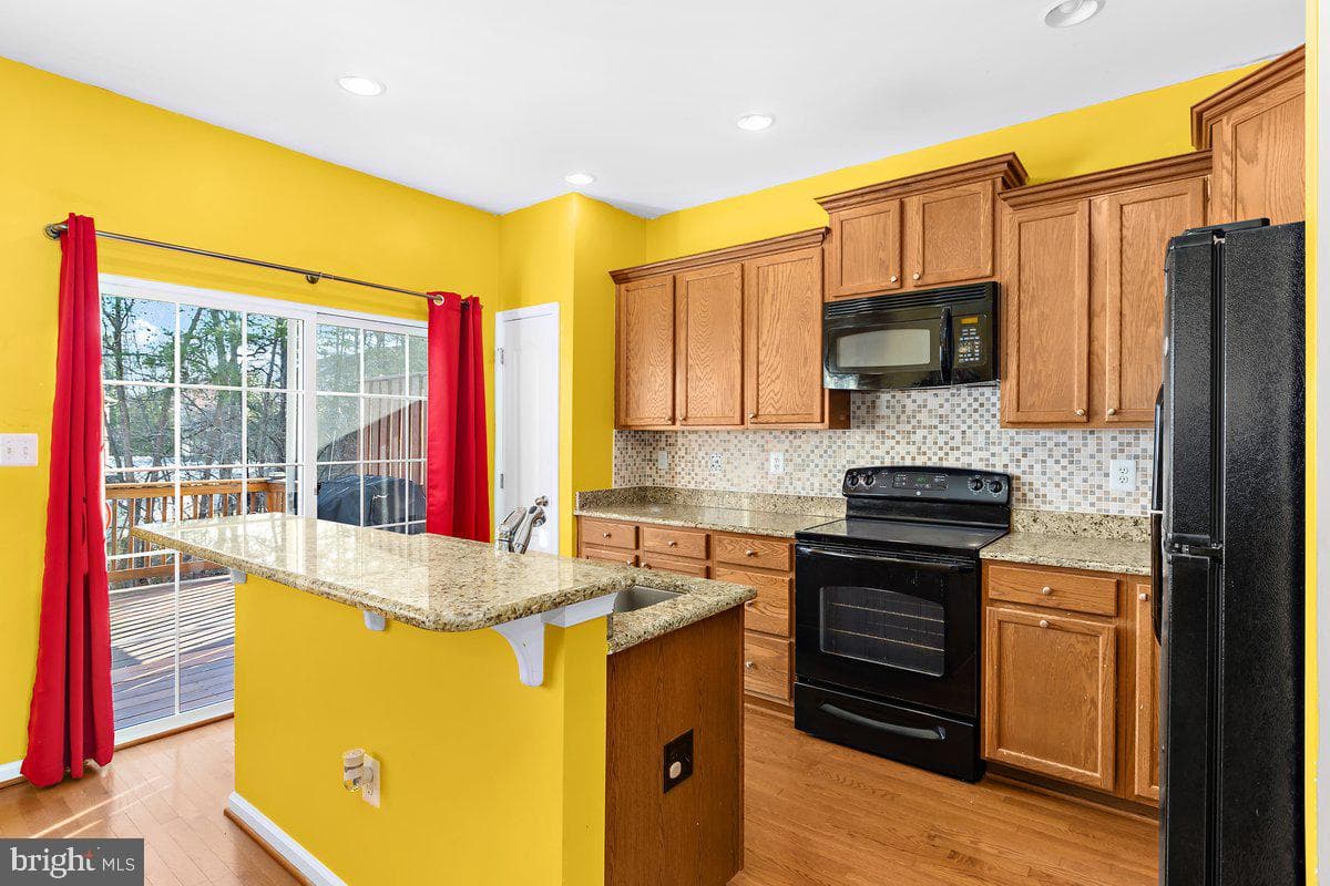 7267 Stallings Drive photo 14