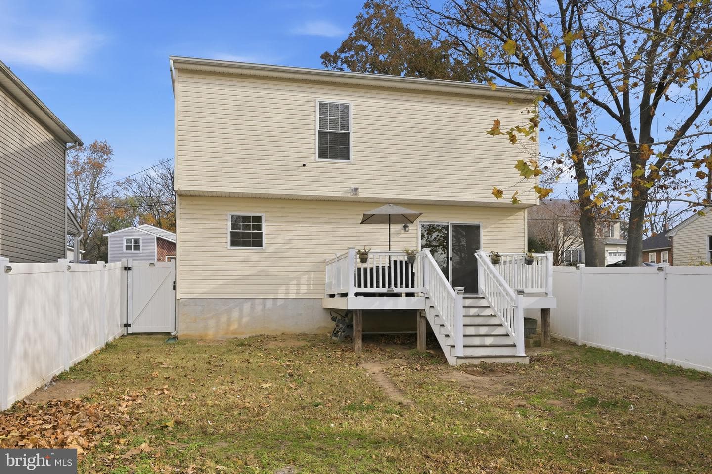 809 Bunch Avenue photo 22