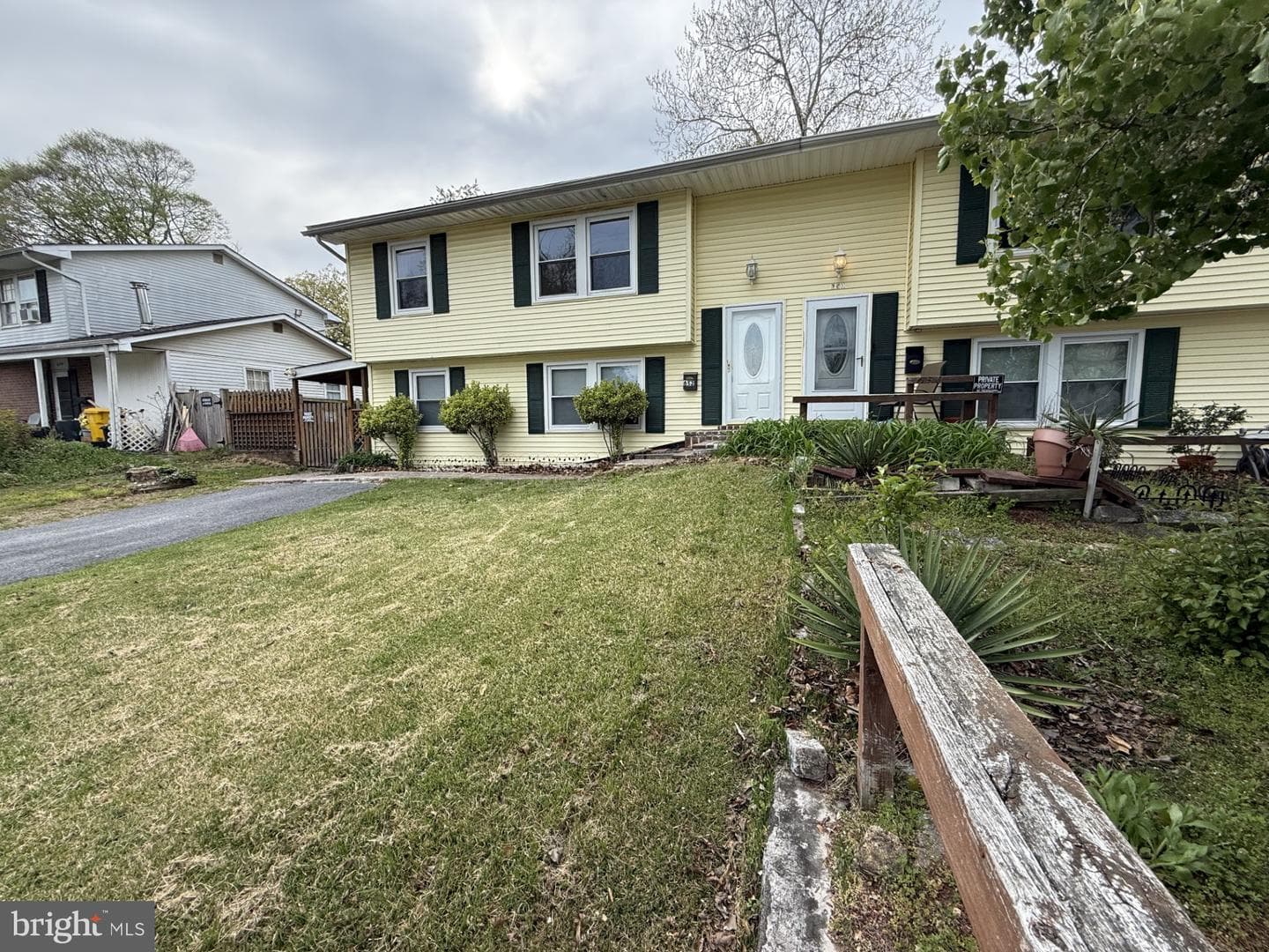 652 Chapelview Drive photo 4