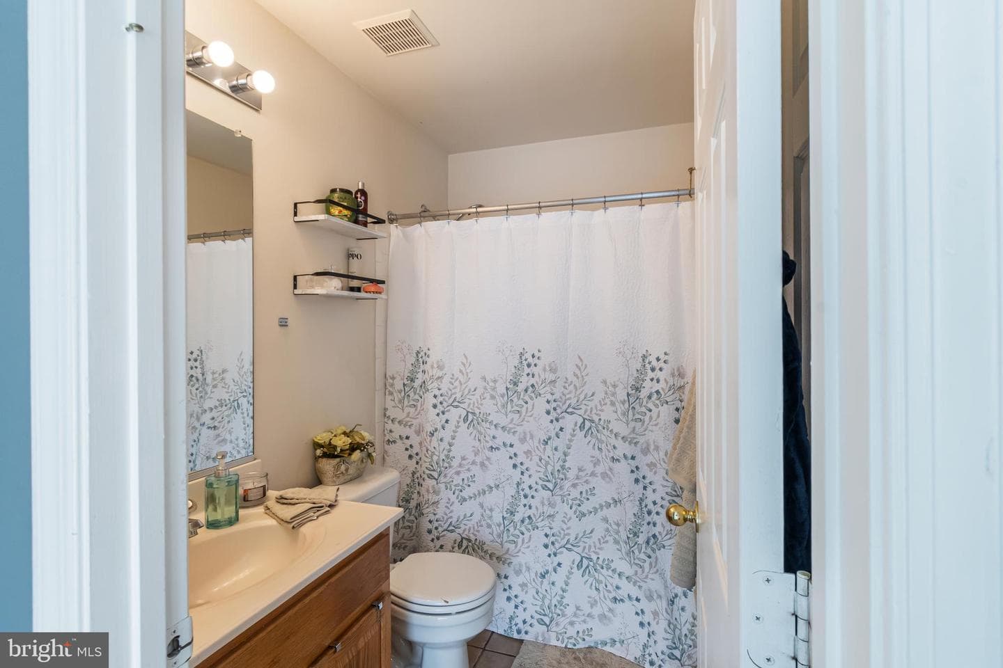 1798 Goldsborough Lane photo 26