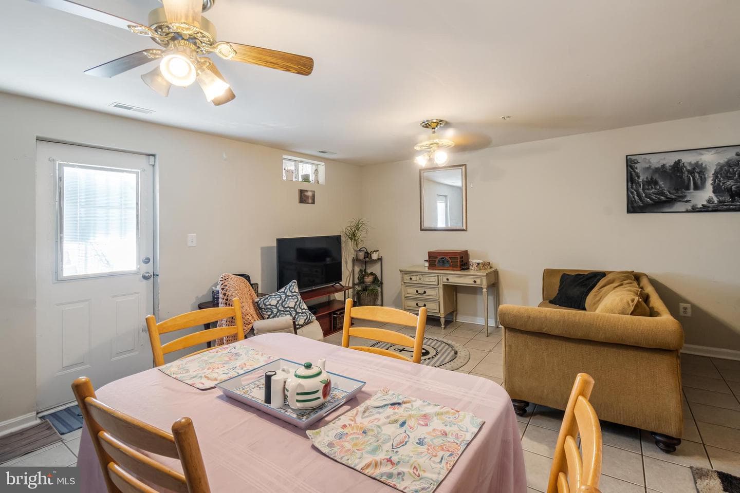 1798 Goldsborough Lane photo 34