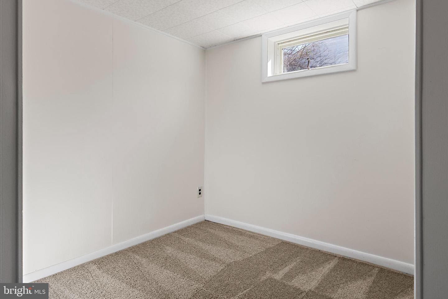 746 Warren Drive photo 31