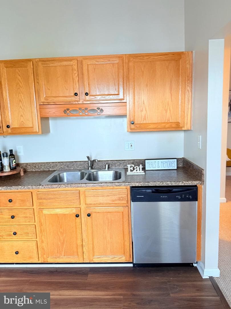 2440 Blue Spring Court #301 photo 16