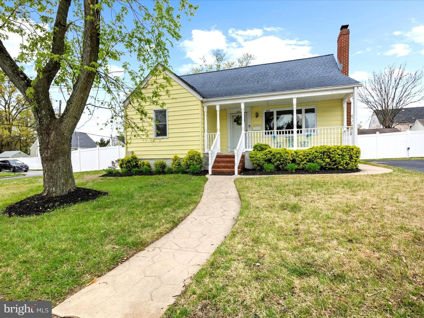 12 Vista Avenue photo 1