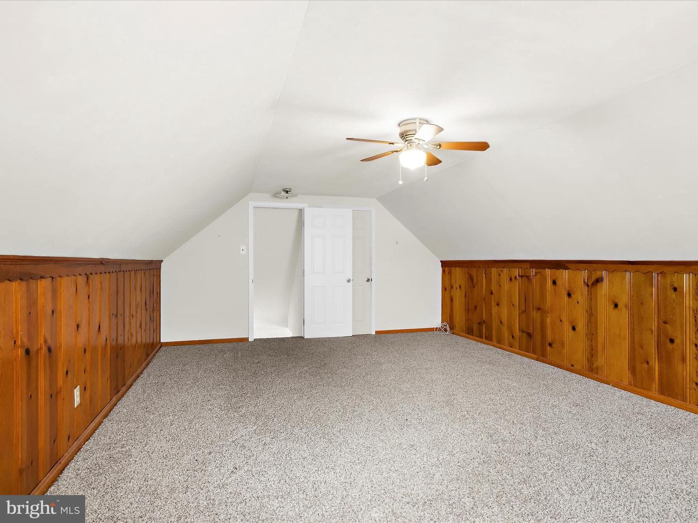 12 Vista Avenue photo 24