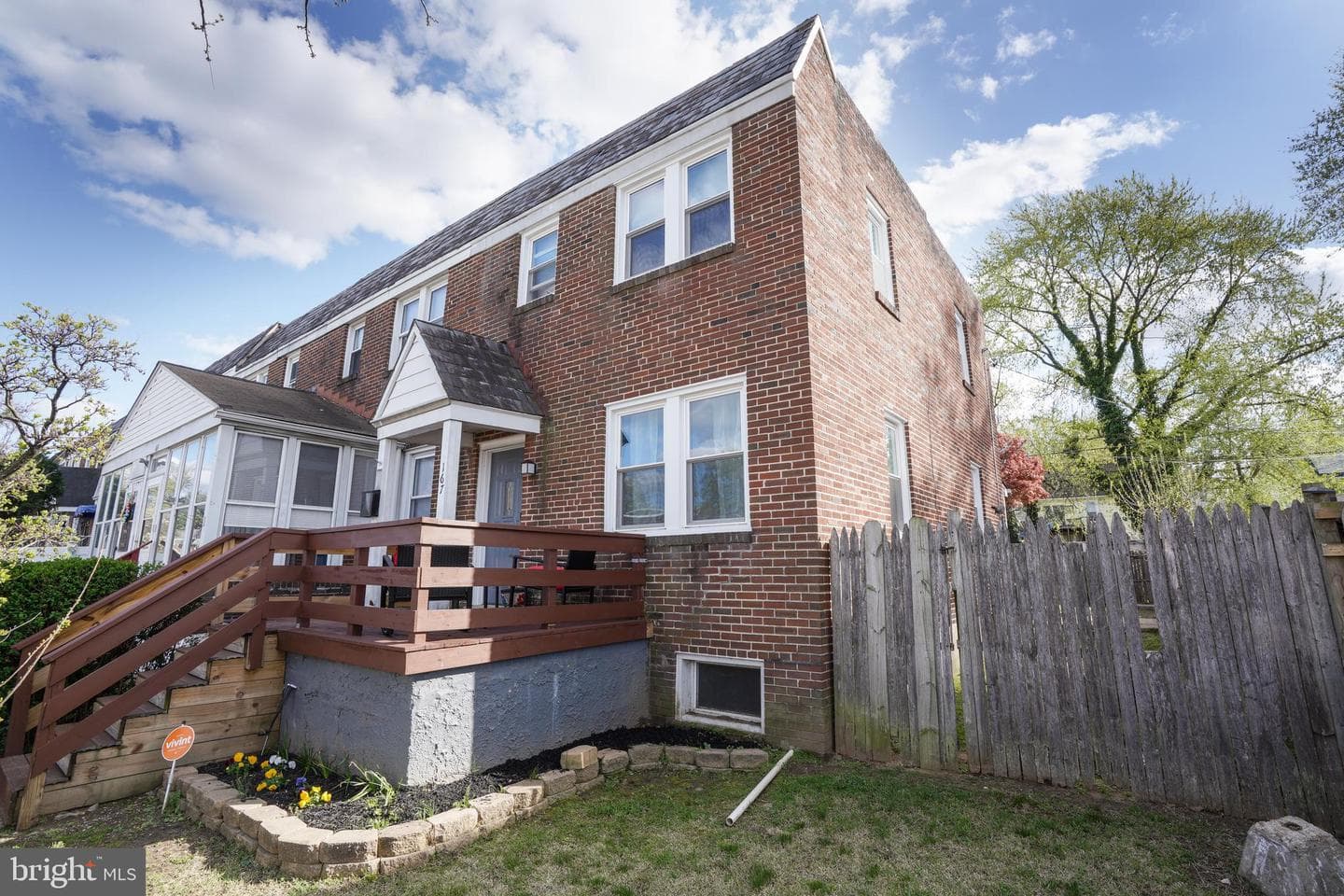 167 W Meadow Road photo 4