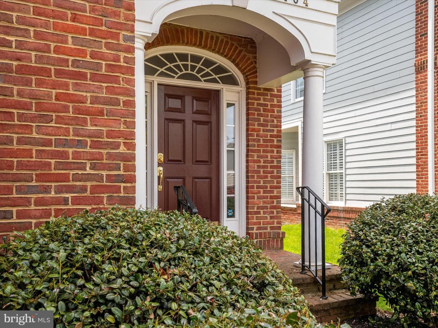 704 Crisfield Way photo 3