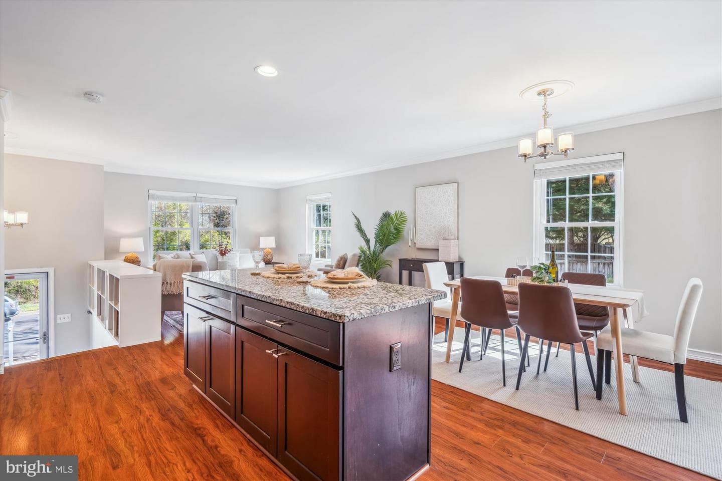 61 Barrensdale Drive photo 8