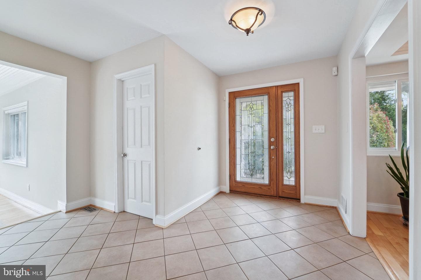 264 Capote Ct. East photo 6