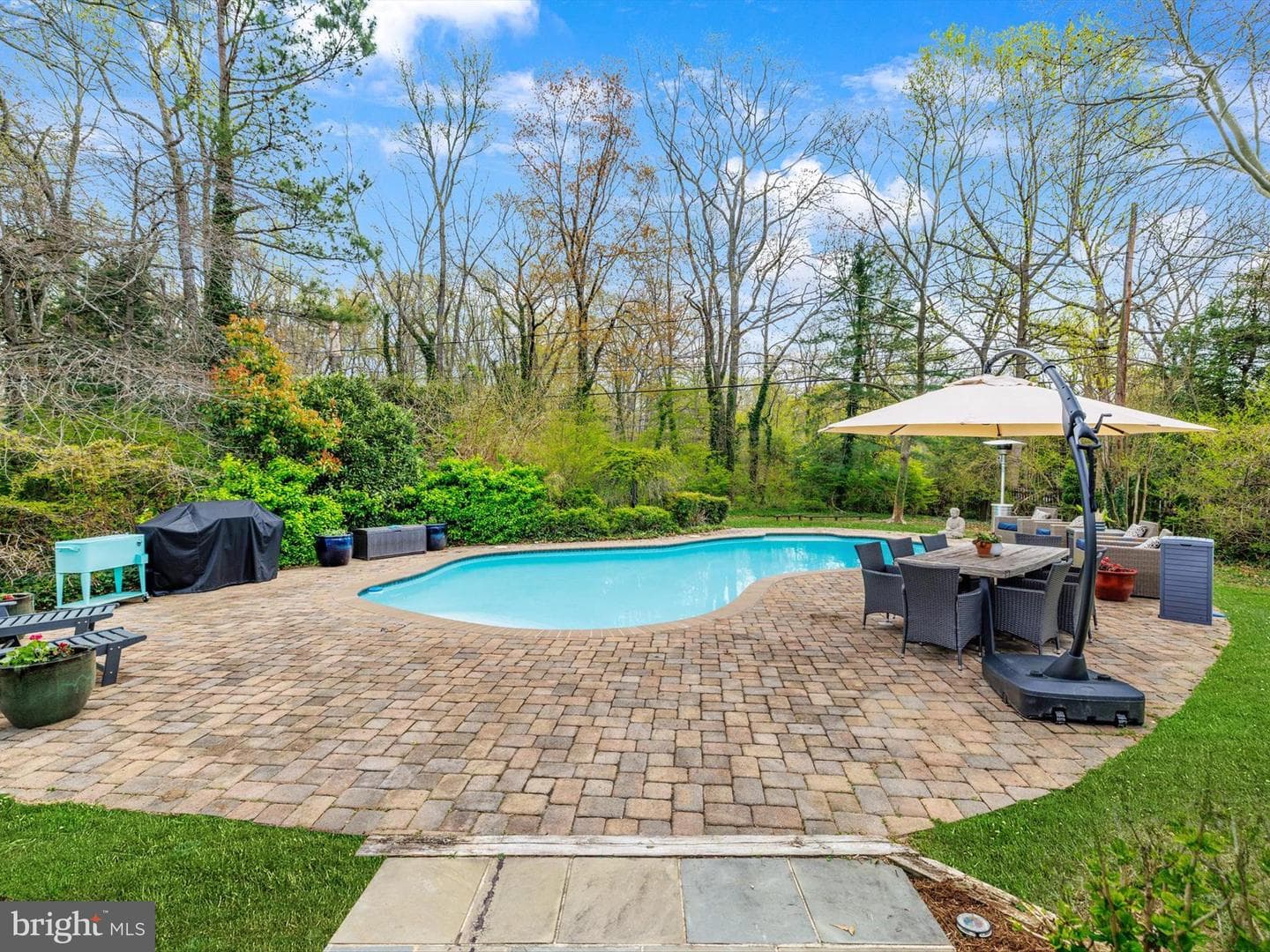 9 Romar Drive photo 33