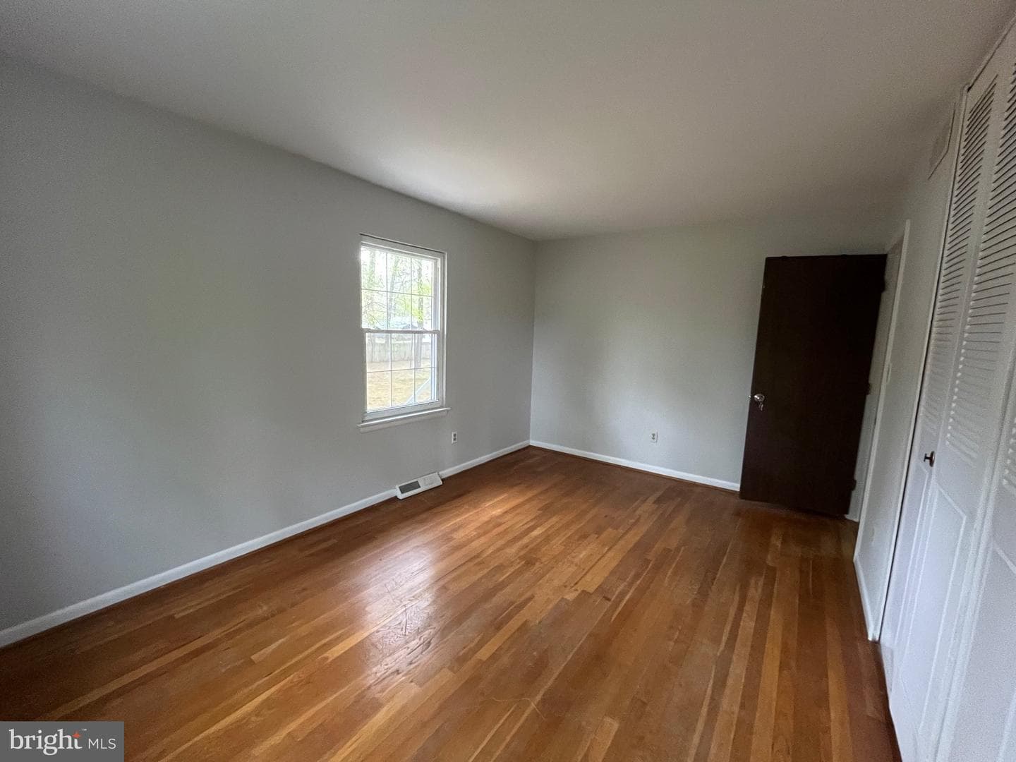 1558 Alcova Court N photo 27