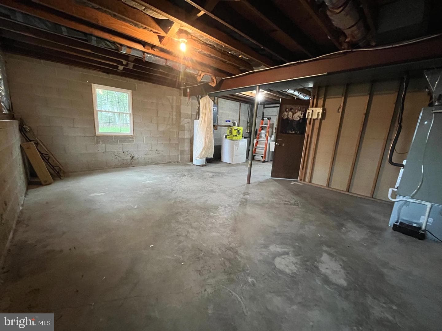 1558 Alcova Court N photo 39