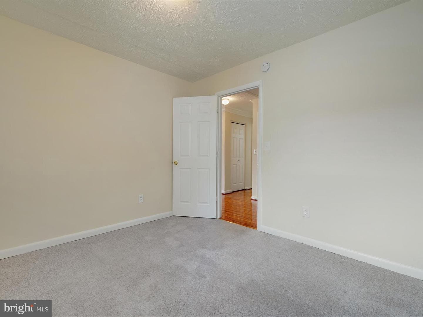 752 225th Street photo 17