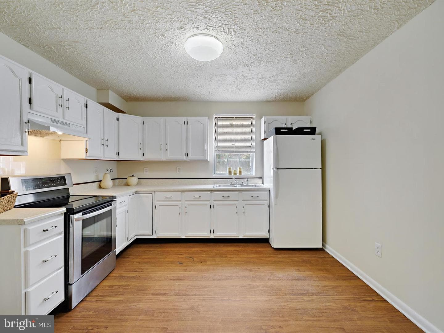 752 225th Street photo 24