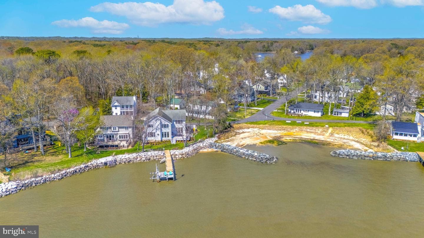 949 Bay Drive photo 32