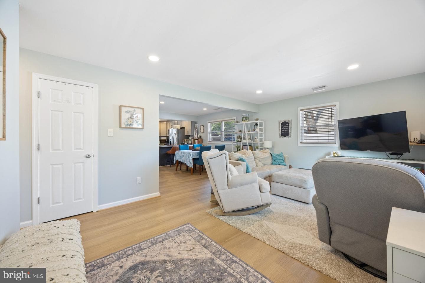 601 Delaware Avenue photo 4