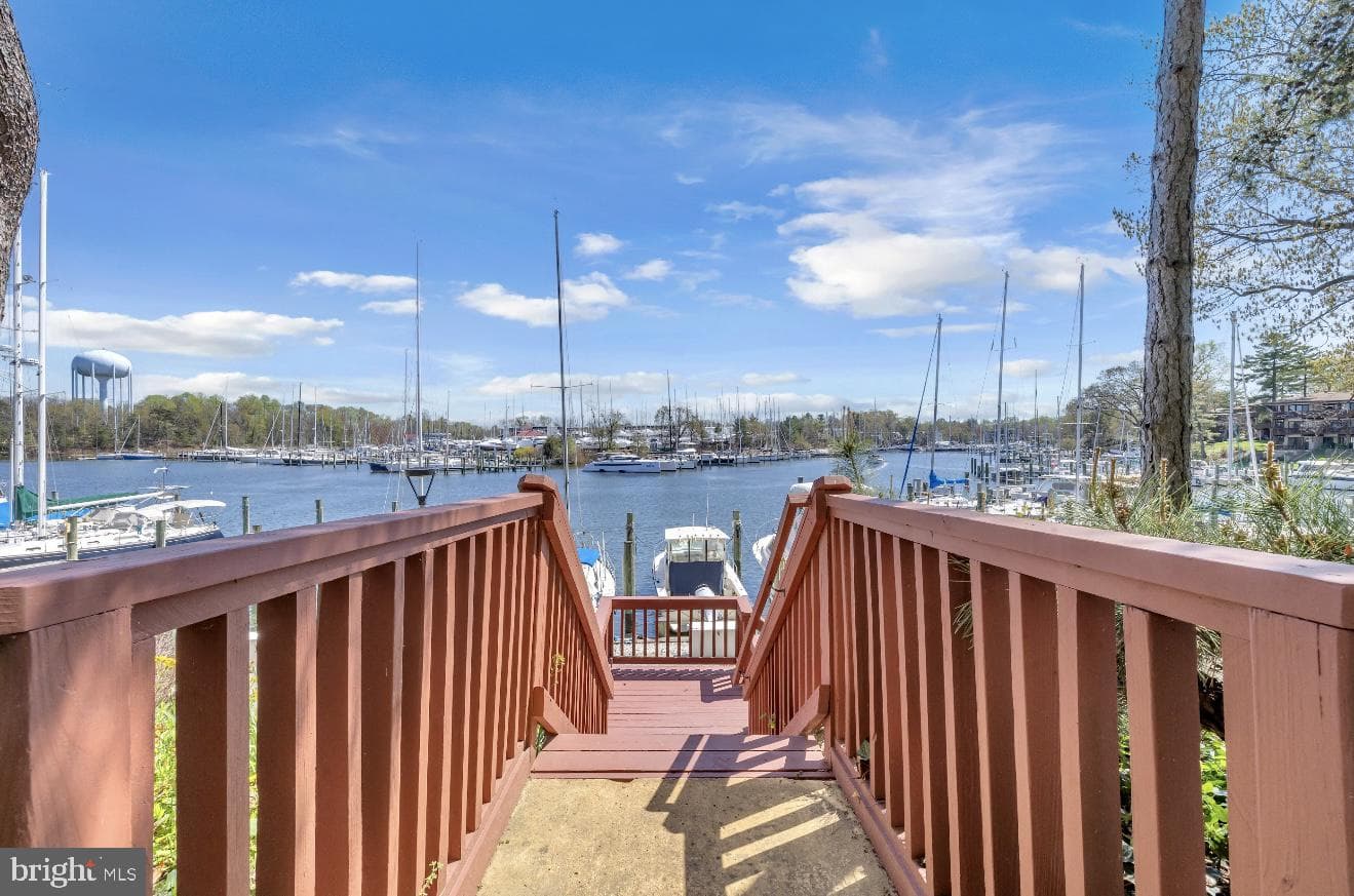 780 Fairview Avenue #780 E photo 22