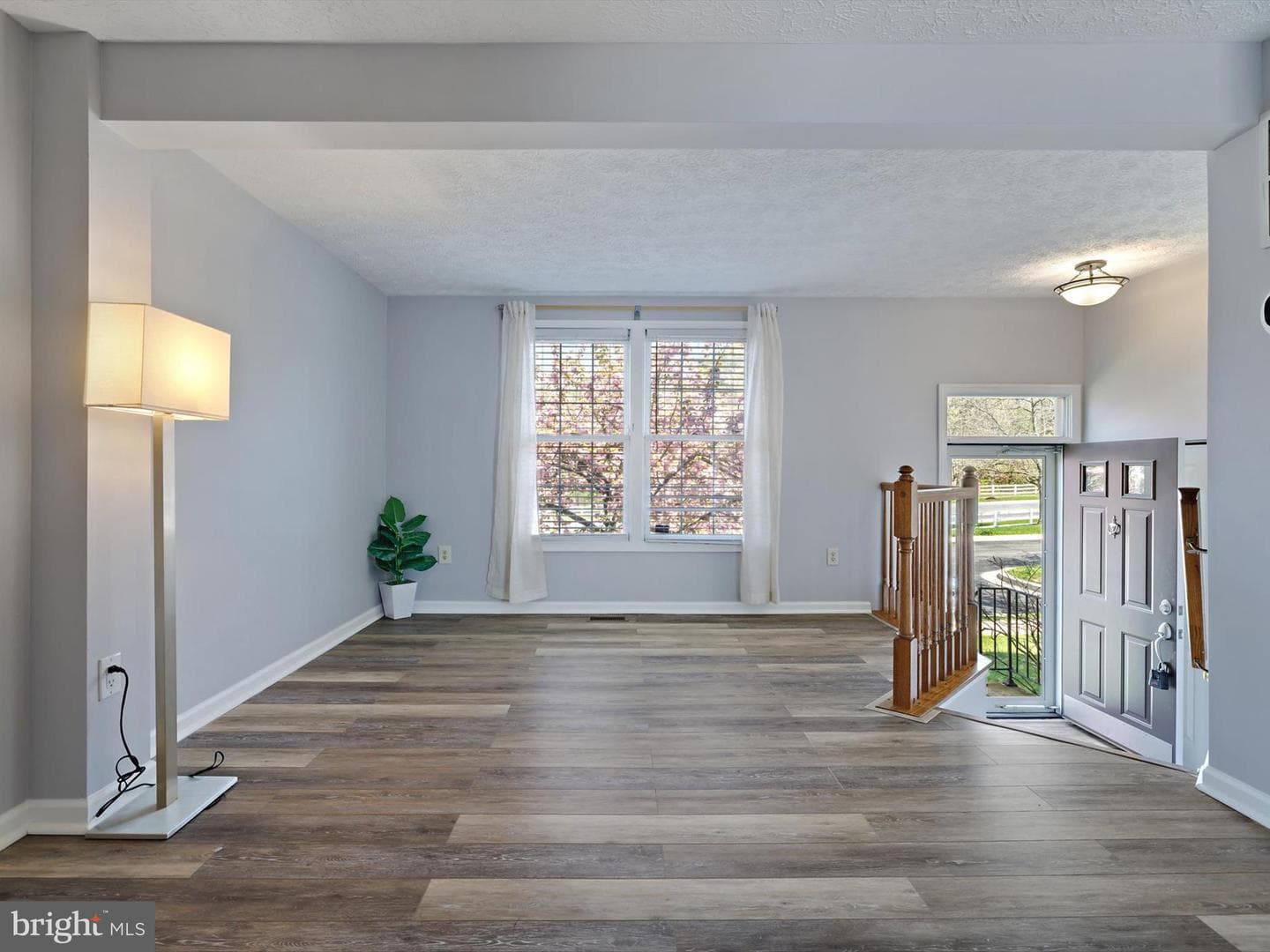 2417 Warm Spring Way photo 6
