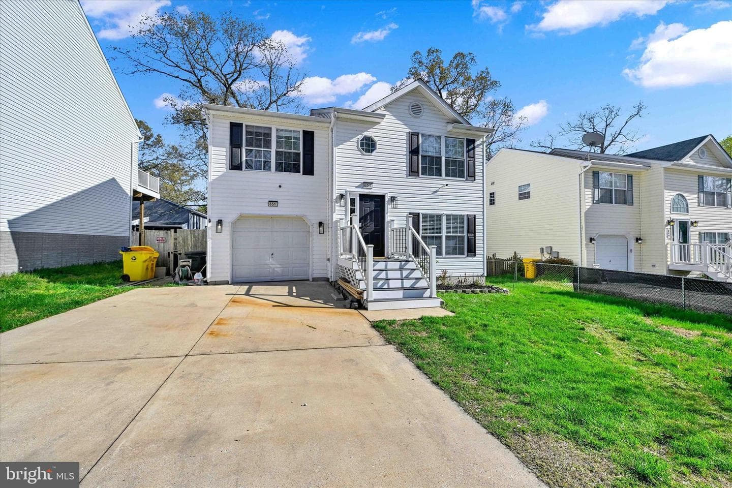 651 208th Street photo 3